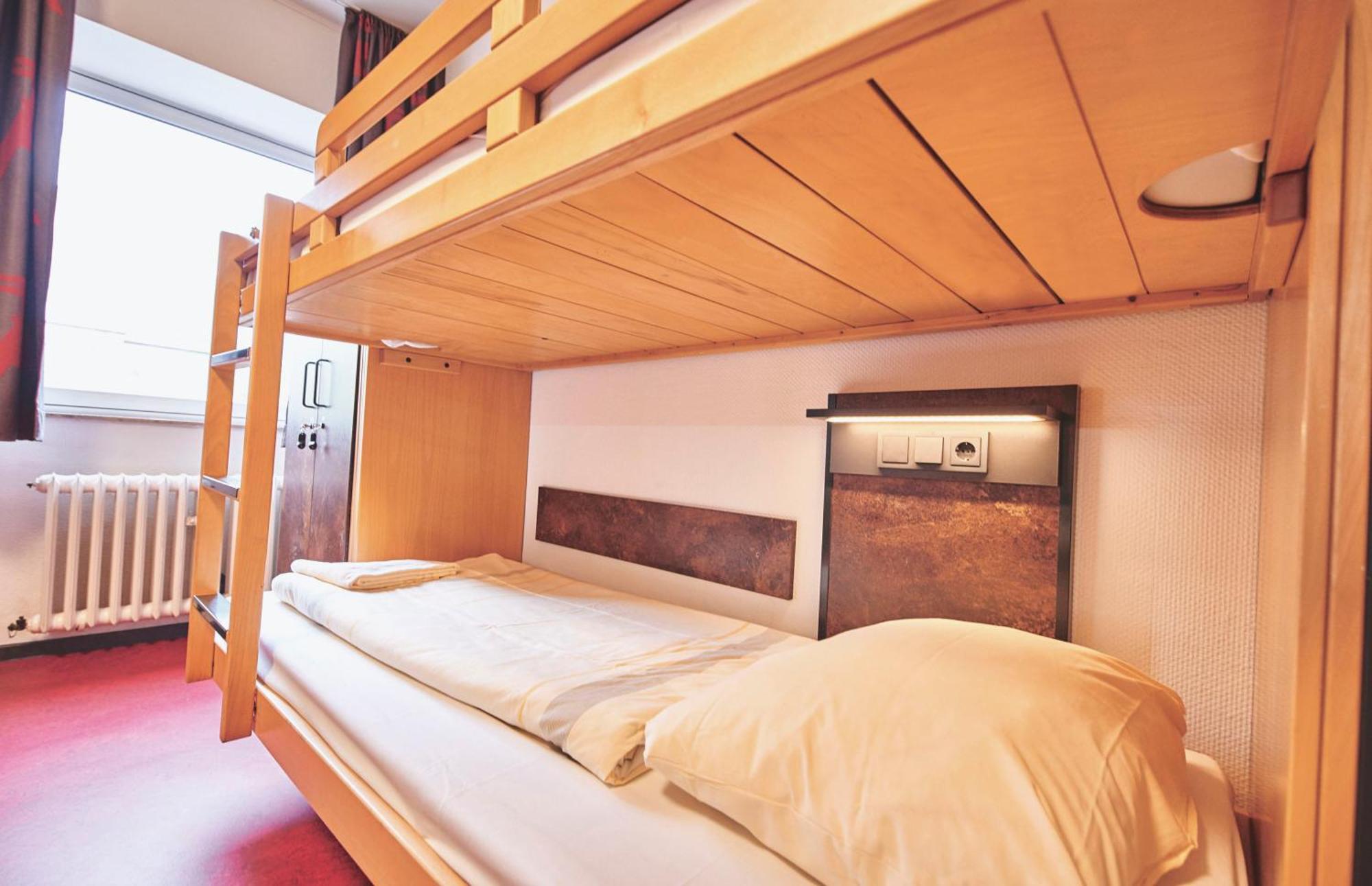 Djh Jugendgaestehaus Adolph Kolping Dortmund Ngoại thất bức ảnh