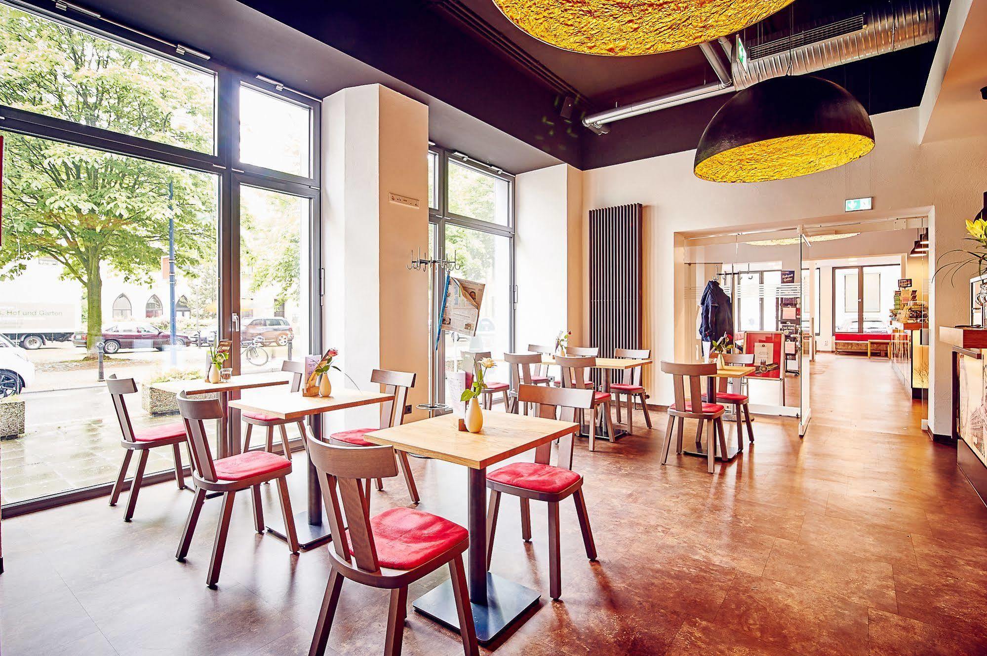 Djh Jugendgaestehaus Adolph Kolping Dortmund Ngoại thất bức ảnh